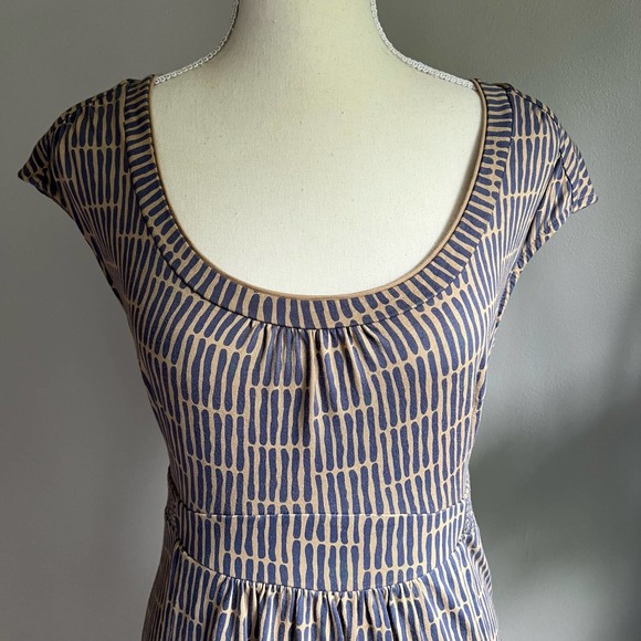 Boden Weekend Jersey Knit Dress w Pockets Scoop Neck A-Line Women's Size 4 - Picture 3 of 8